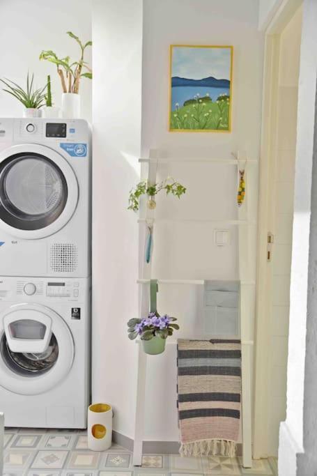 Two Bedroom Cozy Flat By River In Quiet Art Zone Lisboa Eksteriør bilde